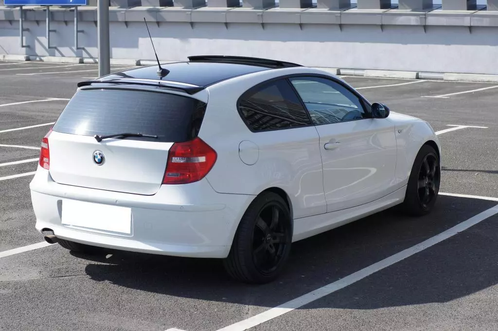 BMW E87 M-performance spojler