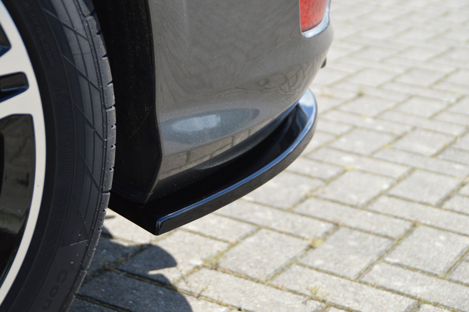 IN-Tuning zadnji stranski podaljšek odbijača Ford Kuga DM2 2016-