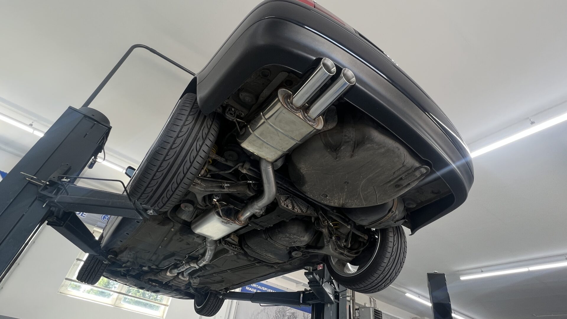 FOX zadnji športni lonec 76mm, srednji izpušni lonec in Y-povezovalna cev - 2x80 Tip 25 Audi S2 B4