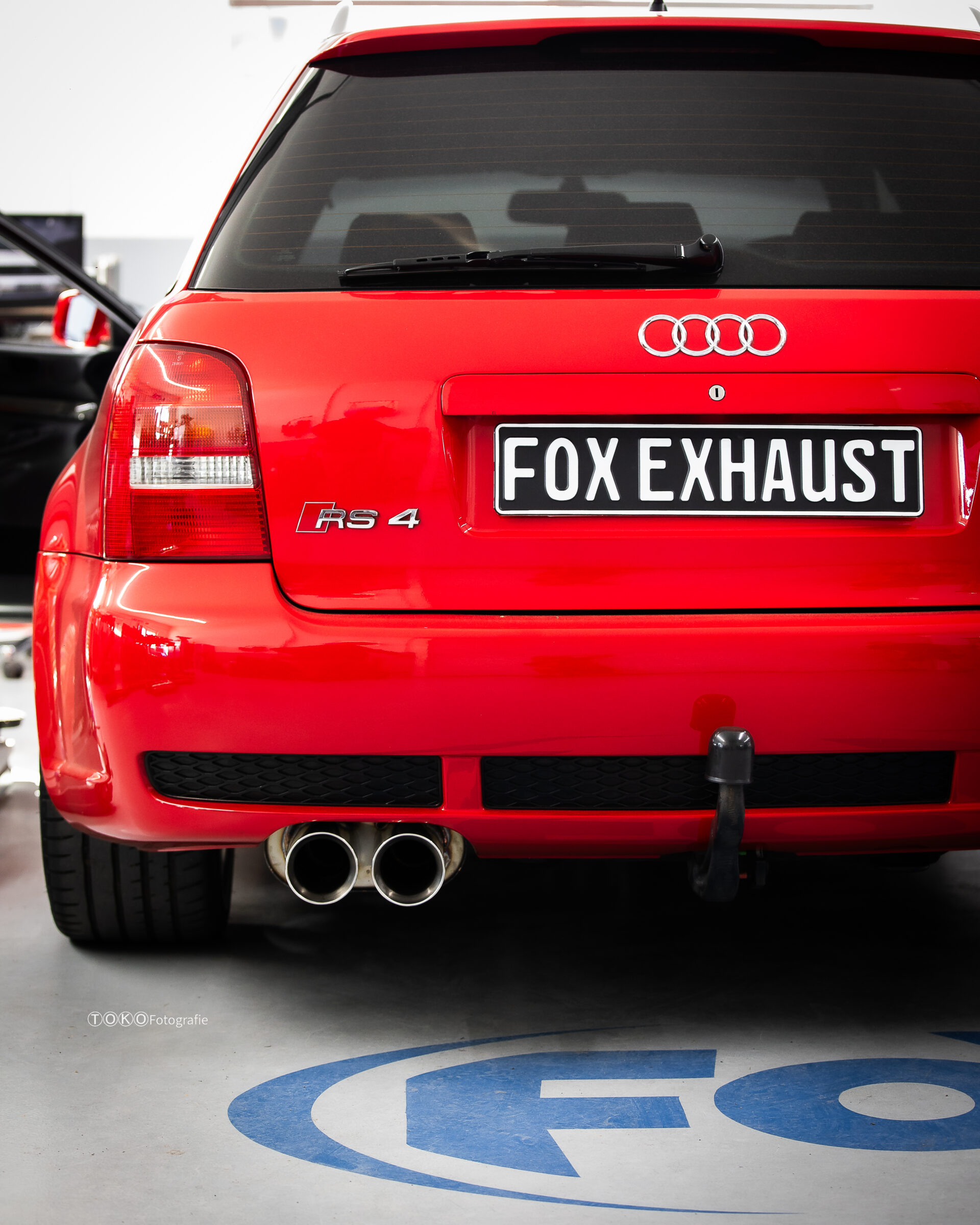 FOX nerjavno jeklo sistem zadnji in srednji izpušni lonec 90mm - 2x90 Tip 25 - vklj. Y-adapter na originalni downpipe Audi RS4 B5 - Edelstahl-System