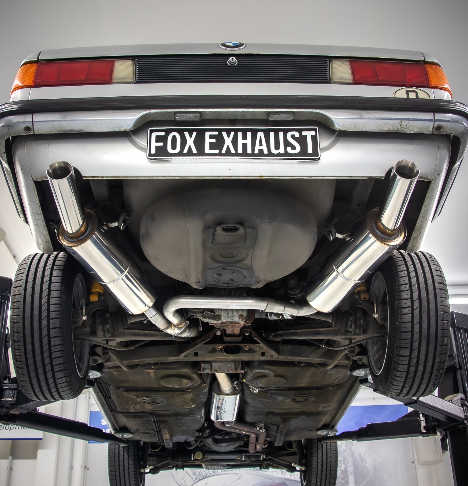 FOX zadnji izpušni lonec in srednji izpušni lonec BMW E21 323i cat-back izpušni sistem - nastavki 1x80 Tip 24 desno/levo