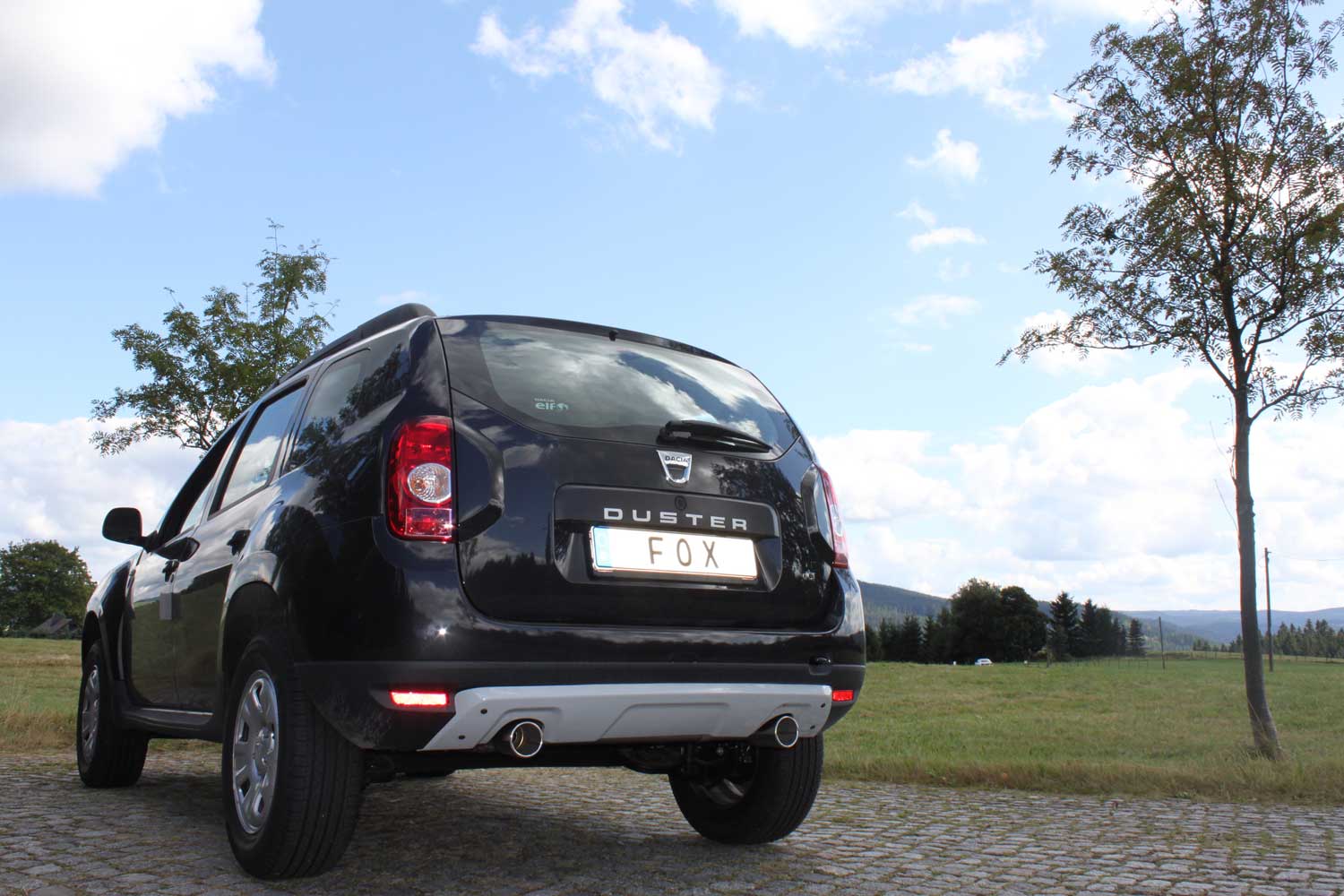 FOX zadnji športni lonec Dacia Duster 4x2 - prednji pogon desno/levo - 1x90 Tip 12 desno/levo